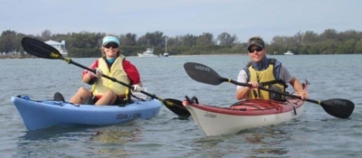 2 people in kayaks on KayakTour