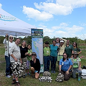 Group Photo Of 2017 Perico Oyster Volunteers Square (cropped To Square)